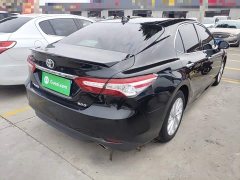 Toyota Camry 2.0G Luxury - фото 6