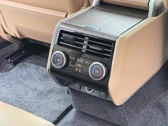 Land Rover Range Rover 3.0L V6 400PS Grand Jubilee Extended Wheelbase - фото 5