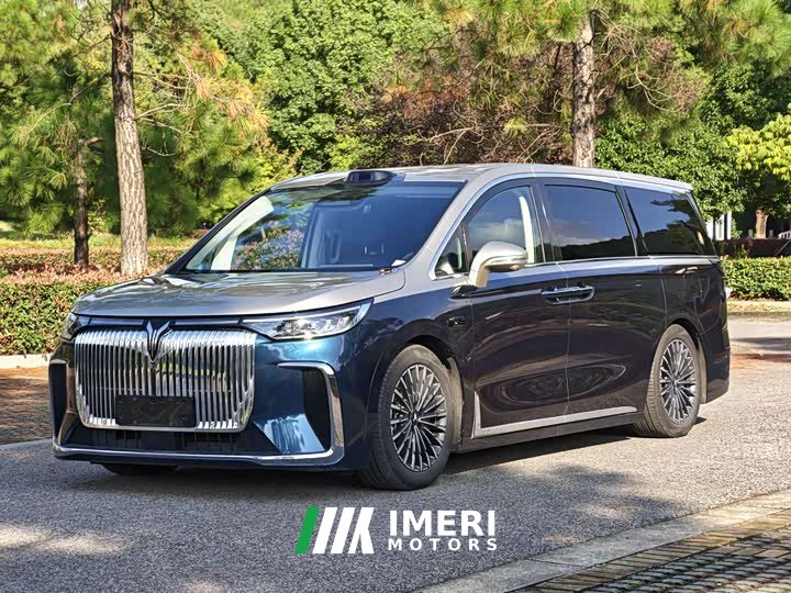 Voyah Lantu Dreamchaser PHEV Qiankun Ultra - автомобиль из Китая
