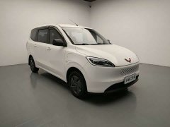 Wuling Hongguang New Energy Extended-Range Hybrid 50KM Comfort - photo 3