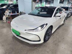 IM Motors Zhiji L6 Max Standard Edition - ფოტო 1