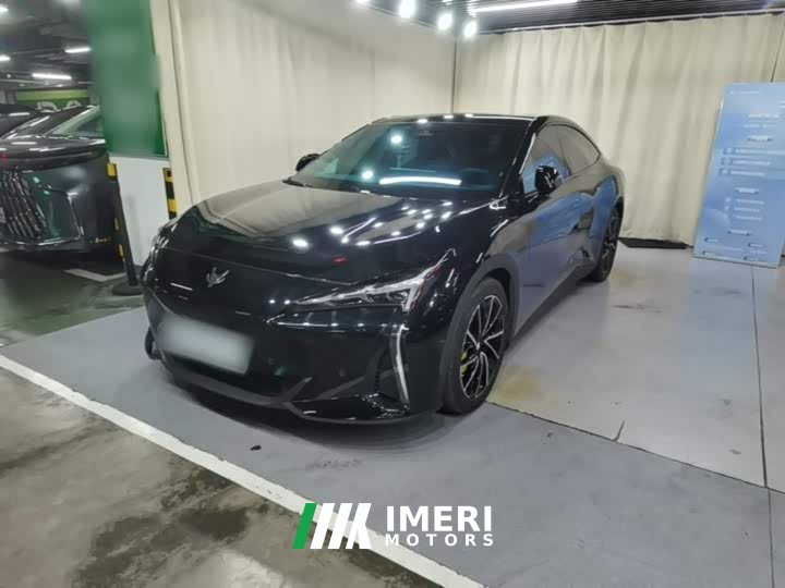 Arcfox Alpha S5 668MAX Shenxing Edition 200kW - автомобиль из Китая