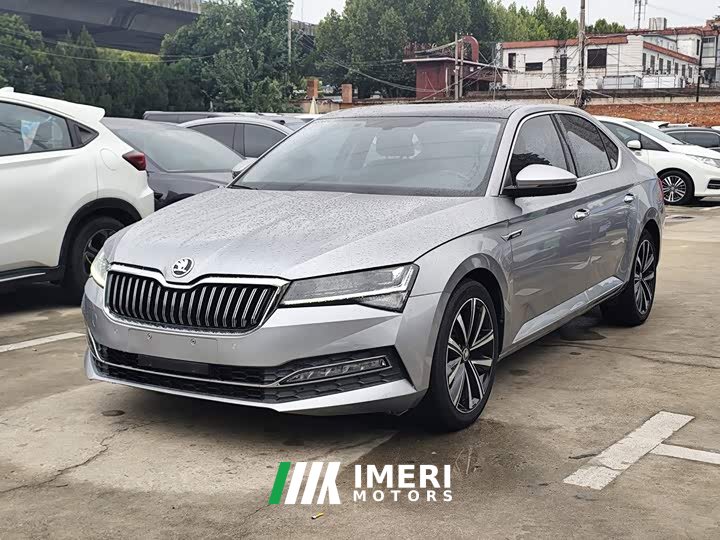 Skoda Superb TSI330 DSG Luxury Edition - ავტომობილი ჩინეთიდან