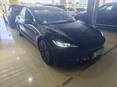 Tesla Model 3 Rear-Wheel Drive - photo 3