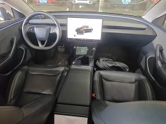 Tesla Model 3 Rear-Wheel Drive - photo 9