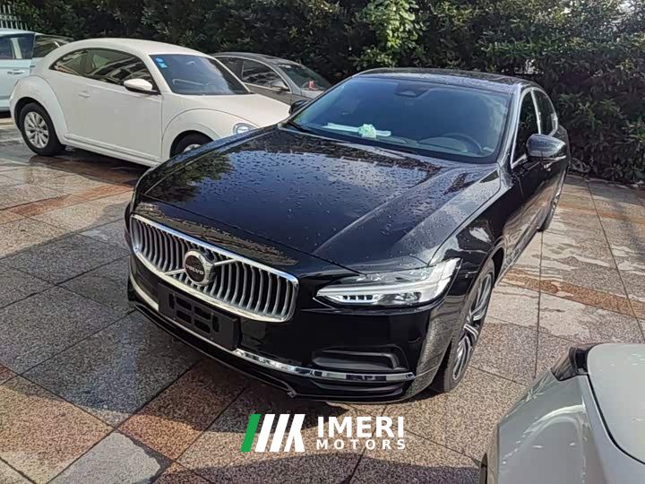 Volvo S90 B5 Smart Luxury Edition