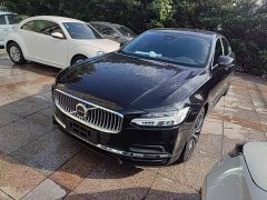 Volvo S90 B5 Smart Luxury Edition - фото 1