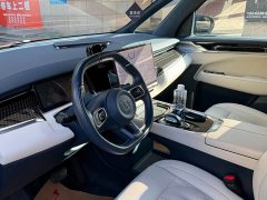 Zeekr 009 Six-Seat Executive AWD 108kWh - photo 4
