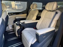 Zeekr 009 Six-Seat Executive AWD 108kWh - photo 5