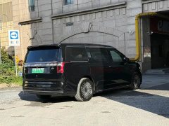 Zeekr 009 Six-Seat Executive AWD 108kWh - photo 7