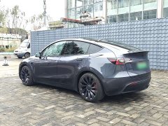 Tesla Model Y Performance All-Wheel Drive - ფოტო 2
