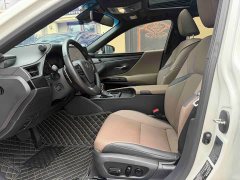 Lexus ES 200 Excellence Edition - ფოტო 4