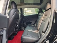 Tesla Model Y Rear-Wheel Drive - ფოტო 7