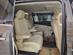 Buick GL8 Land Executive Cabin 652T Luxury - ფოტო 8