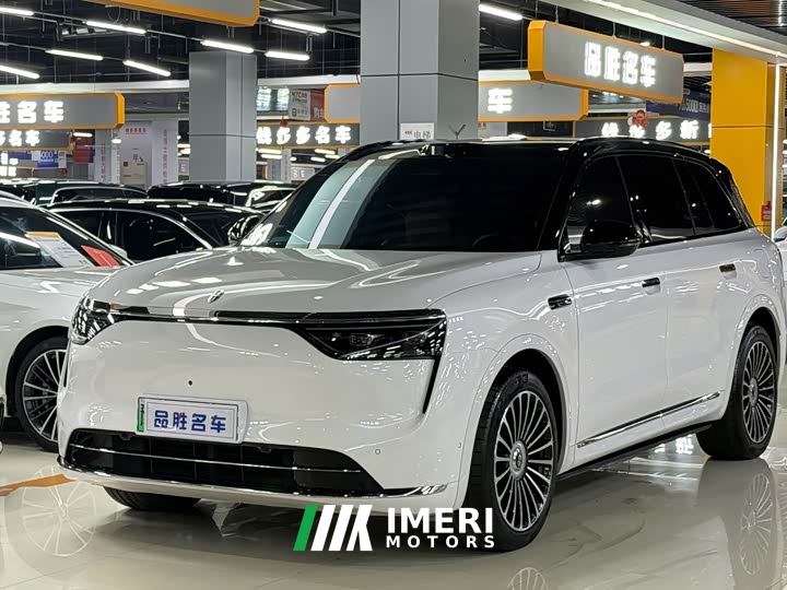 AITO M8 Extended Range Ultra 53.4kWh 6-Seater with 192-Channel LiDAR