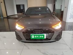 Audi A4L 40 TFSI Luxury Dynamic - фото 2