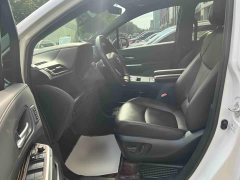 Toyota Gravia 2.5L Hybrid Prestige Plus AWD - фото 7
