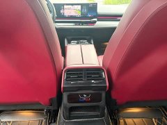 BMW 5 Series 525Li M Sport Package - ფოტო 12