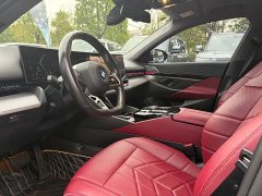 BMW 5 Series 525Li M Sport Package - ფოტო 4