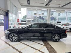 Volvo S90 B5 Smart Luxury Edition - ფოტო 18