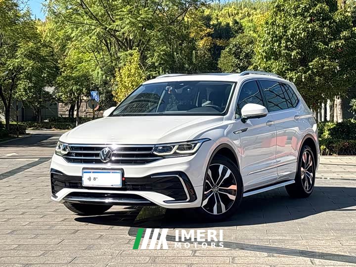 Volkswagen Tiguan L 330TSI Automatic FWD R-Line Comfort Edition - car from China