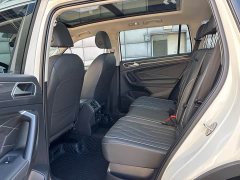 Volkswagen Tiguan L 330TSI Automatic FWD R-Line Comfort Edition - photo 11