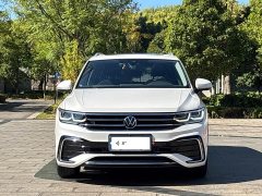 Volkswagen Tiguan L 330TSI Automatic FWD R-Line Comfort Edition - photo 2