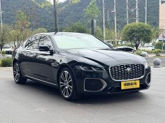Jaguar XFL 2.0T P250 Two-Wheel Drive Premium Luxury Edition - фото 3