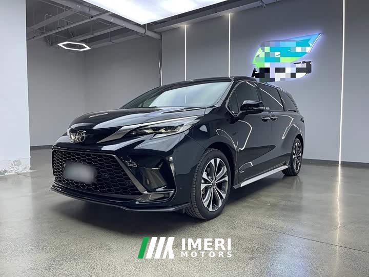 Toyota Grevias 2.5L Hybrid Premium Plus Edition - автомобиль из Китая