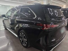 Toyota Grevias 2.5L Hybrid Premium Plus Edition - фото 4