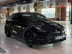 Tesla Model Y Standard Range RWD - фото 2