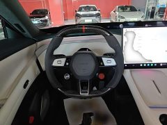 Xiaomi YU7 Four-Wheel Drive Max Edition - ფოტო 10