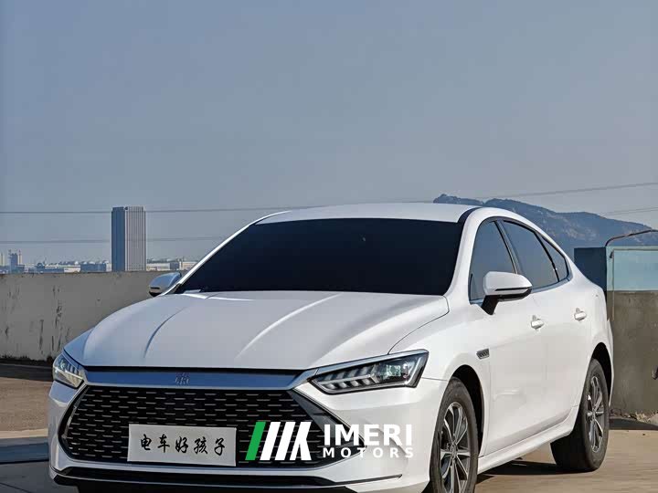 BYD Qin PLUS Glory Edition DM-i 55KM Leading