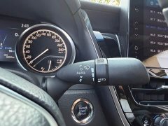 Toyota Camry 2.0L GVP Luxury - ფოტო 14