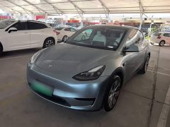 Tesla Model Y Rear-Wheel Drive - ფოტო 1