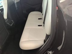 Tesla Model Y Rear-Wheel Drive - ფოტო 16