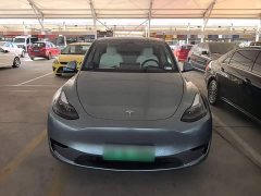 Tesla Model Y Rear-Wheel Drive - ფოტო 2
