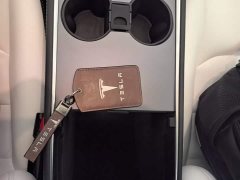 Tesla Model Y Rear-Wheel Drive - ფოტო 8
