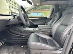 Tesla Model Y Rear-Wheel Drive - ფოტო 14