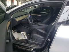 Tesla Model Y Rear-Wheel Drive - ფოტო 15