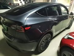 Tesla Model Y Rear-Wheel Drive - ფოტო 6