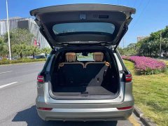 Li Auto ONE Extended Range 6-Seater - photo 14