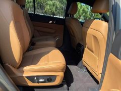Li Auto ONE Extended Range 6-Seater - photo 6
