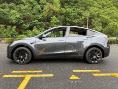 Tesla Model Y Long Range All-Wheel Drive - фото 4