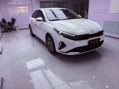 Kia K3 1.5L CVT Luxury Edition - фото 5