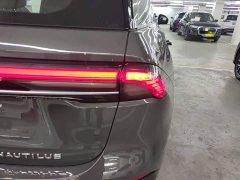 Lincoln Explorer 2.0T FWD Base - ფოტო 7