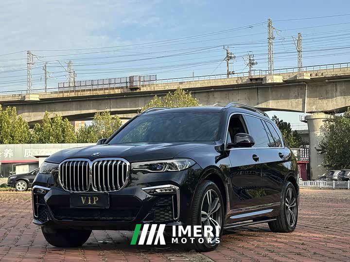 BMW X7 xDrive40i Premier Luxury Package - car from China