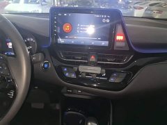 Toyota C-HR 2.0L Luxury - фото 12