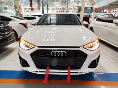 Audi A4L 40 TFSI Fashion Dynamic - фото 2