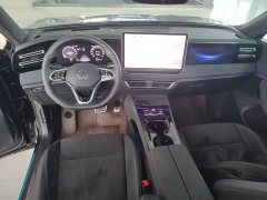 Volkswagen Tiguan L PRO 380TSI AWD R-Line Premium Edition - photo 13